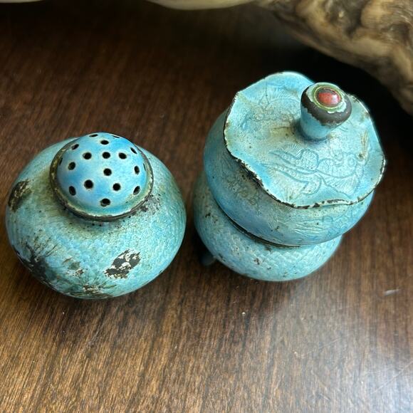 Set of Vintage Chinese Mini Cloisonne Stacked Salt Pepper Shaker Cellars - Picture 2 of 11